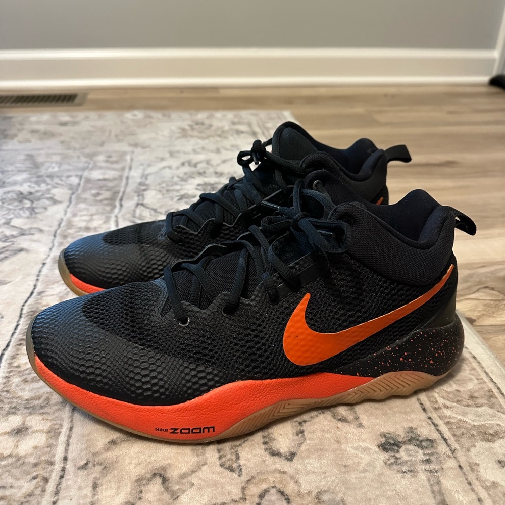 Men’s Nike Zoom Devin Booker SE basketball shoes